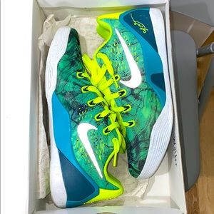 Kobe IX EM